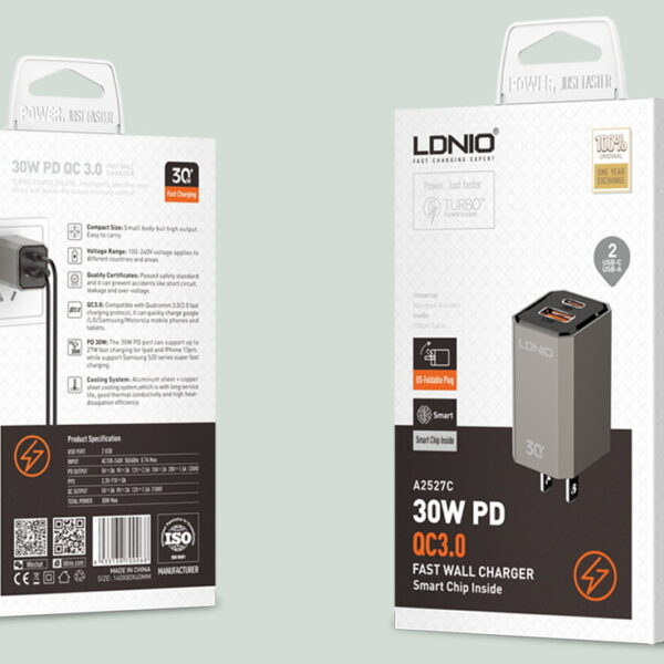 LDNIO A2527C 30W Foldable Fast Charger